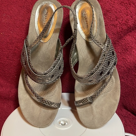 Style & Co Alouise Toe Ring Sandal Pewter  3” Heel - Picture 3 of 7